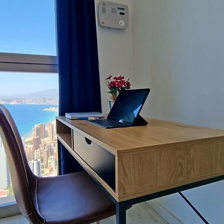בנידורם Highrise Apartment With Private Terrace & Sea Views - 34Th Floor מראה חיצוני תמונה