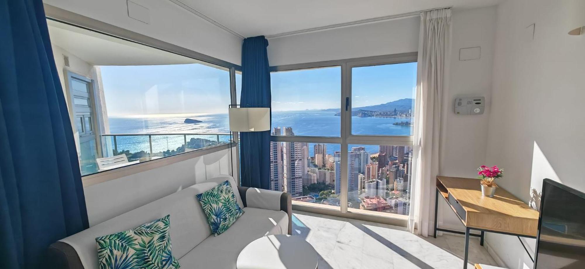 בנידורם Highrise Apartment With Private Terrace & Sea Views - 34Th Floor מראה חיצוני תמונה