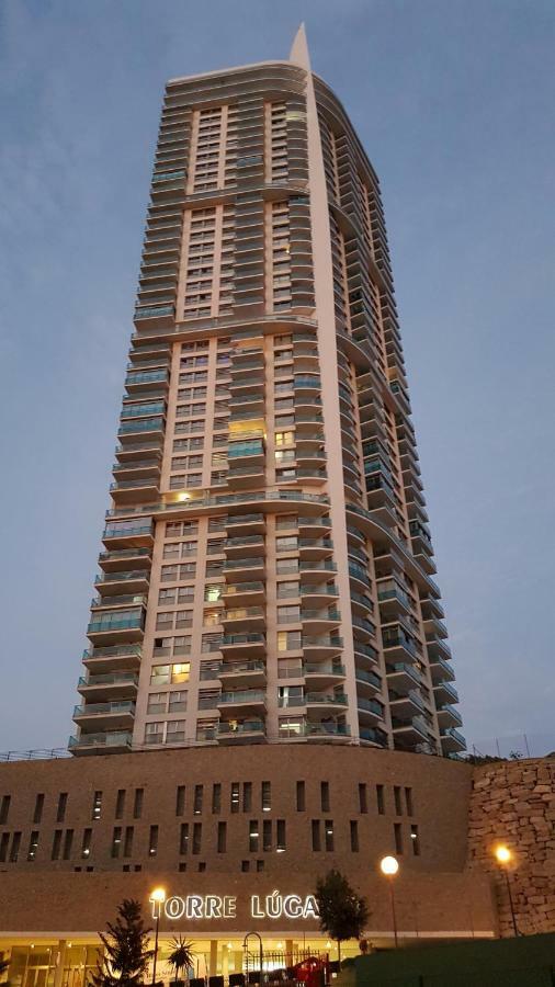 בנידורם Highrise Apartment With Private Terrace & Sea Views - 34Th Floor מראה חיצוני תמונה